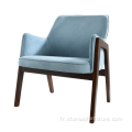Chaise moderne avec accoudoirs en tissu et bois